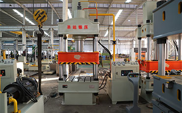 200噸四柱液壓機(jī)價(jià)格多少？